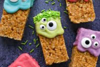 Spooky Halloween Rice Krispie Treats for Kids and Parties
