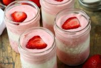 Layered Strawberry Mousse Recipe with Creamy Berry Layers
