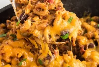 Hearty Chili Mac Recipe: Quick Comfort Food for Weeknights
