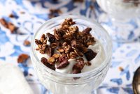 Crunchy Maple Walnut Granola Recipe for Homemade Breakfast