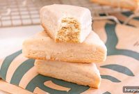 Starbucks-Style Vanilla Bean Scones Recipe