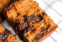 Moist Pumpkin Banana Bread Recipe for Fall Baking