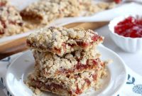 Strawberry Oatmeal Bars That Actually Taste Delicious