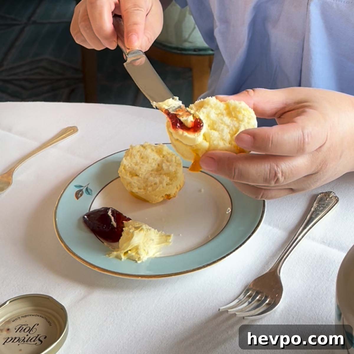 How to Properly Eat a Scone: Traditional Tips and Etiquette 8 img 1385 7