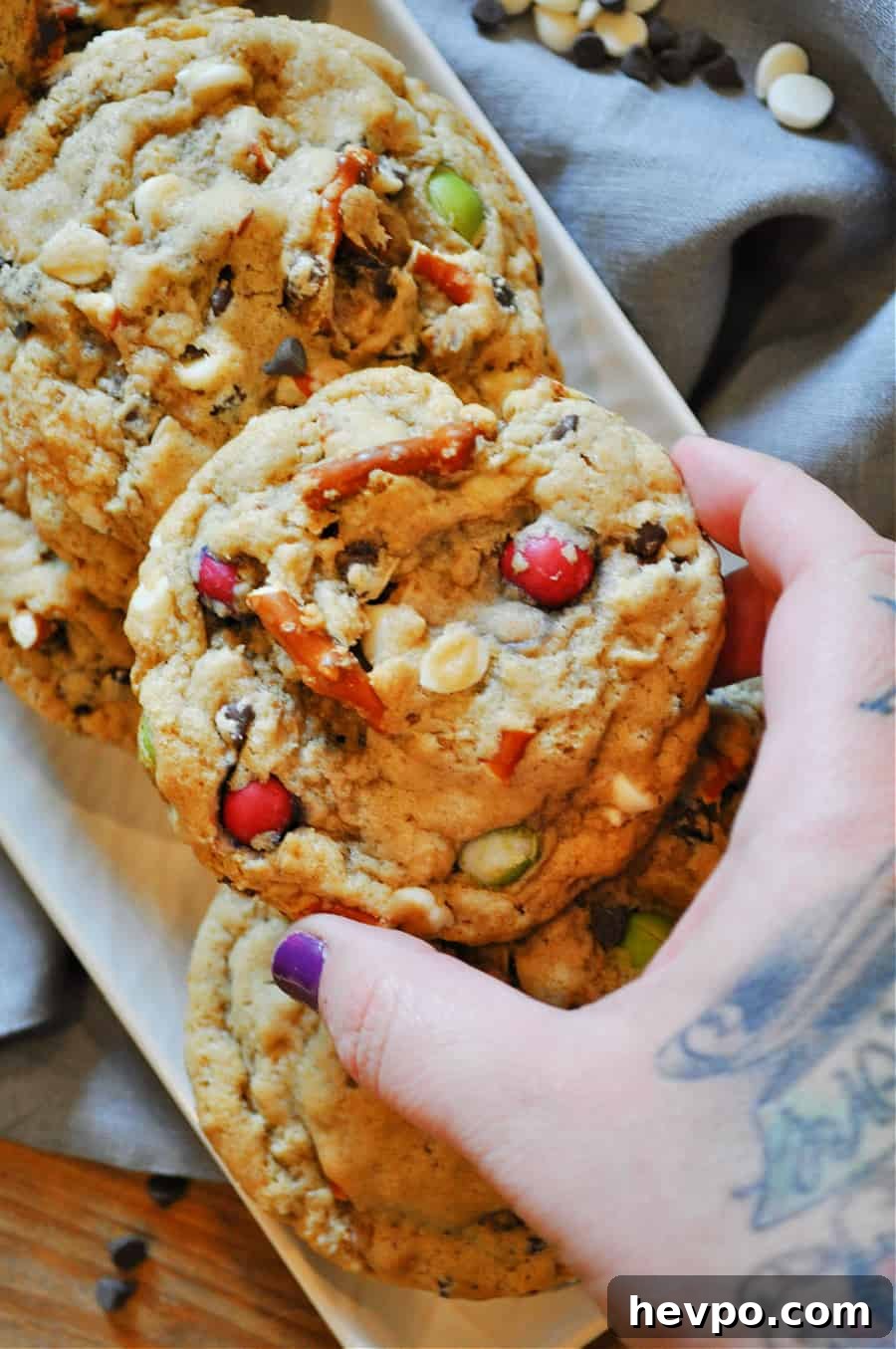 Vegan Monster Cookie Recipe with Oats, Peanut Butter & Chocolate Chips 2 img 16411 2