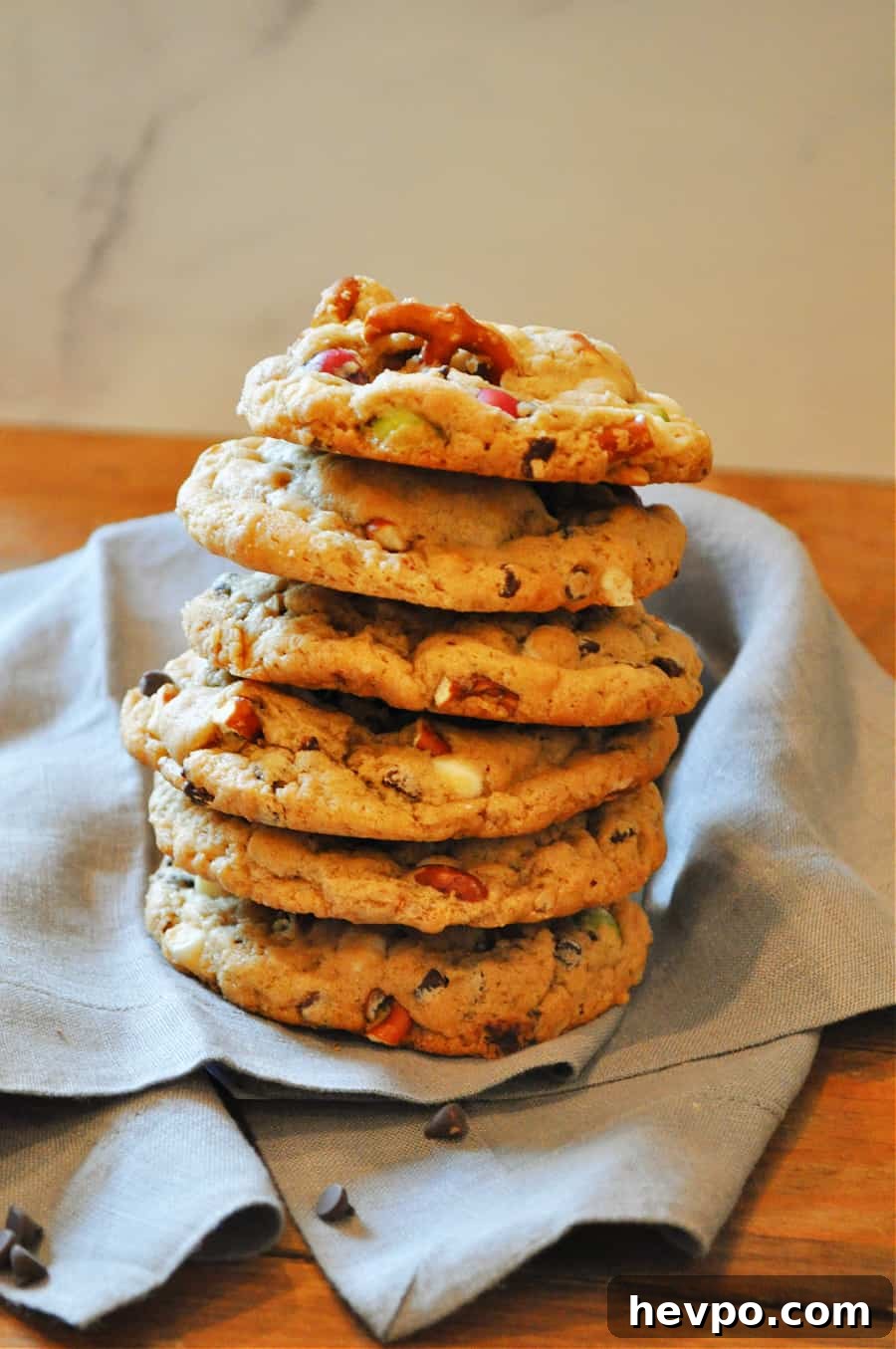 Vegan Monster Cookie Recipe with Oats, Peanut Butter & Chocolate Chips 3 img 16411 3