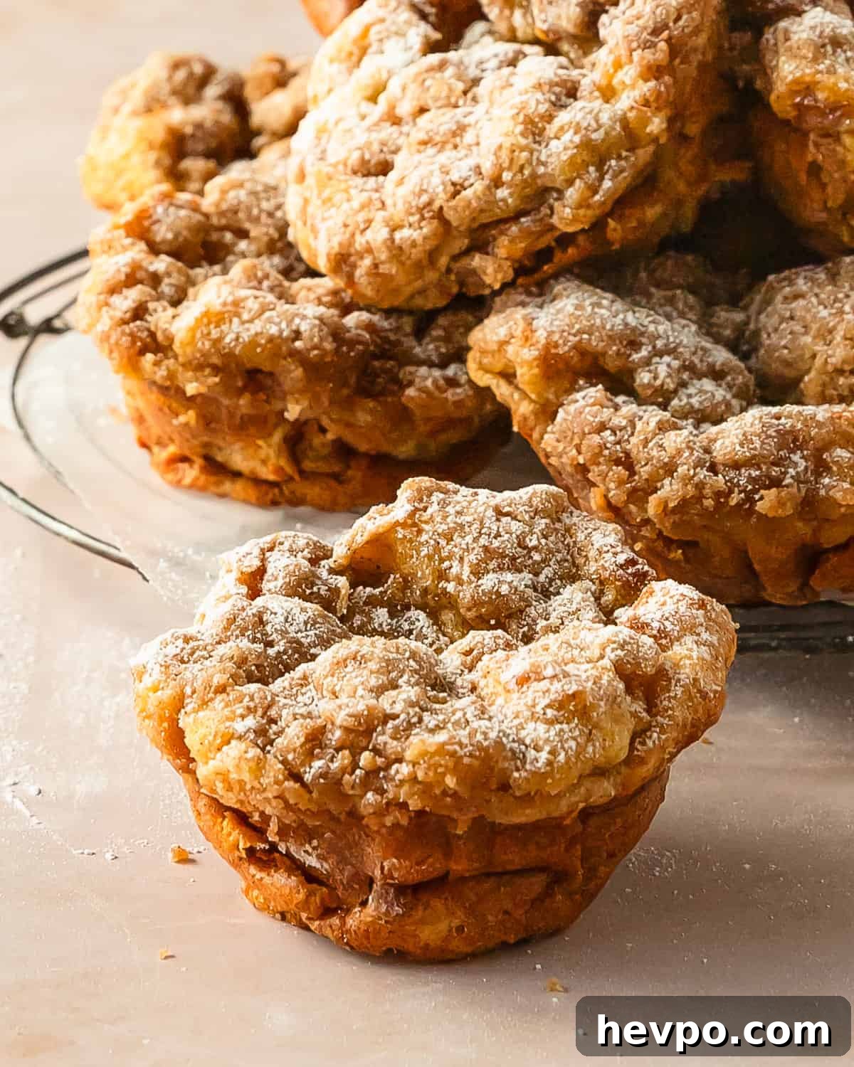 Irresistible French Toast Muffins: Crispy, Cinnamon-Braised Bites 7 French toast muffins is a quick and easy french toast recipe baked in a muffin pan. These soft and buttery french toast cups are topped with a crunchy cinnamon streusel topping. Once baked, these delicious cinnamon toast muffins can be topped with maple syrup, powdered sugar or enjoyed as is for a fun and tasty breakfast treat.