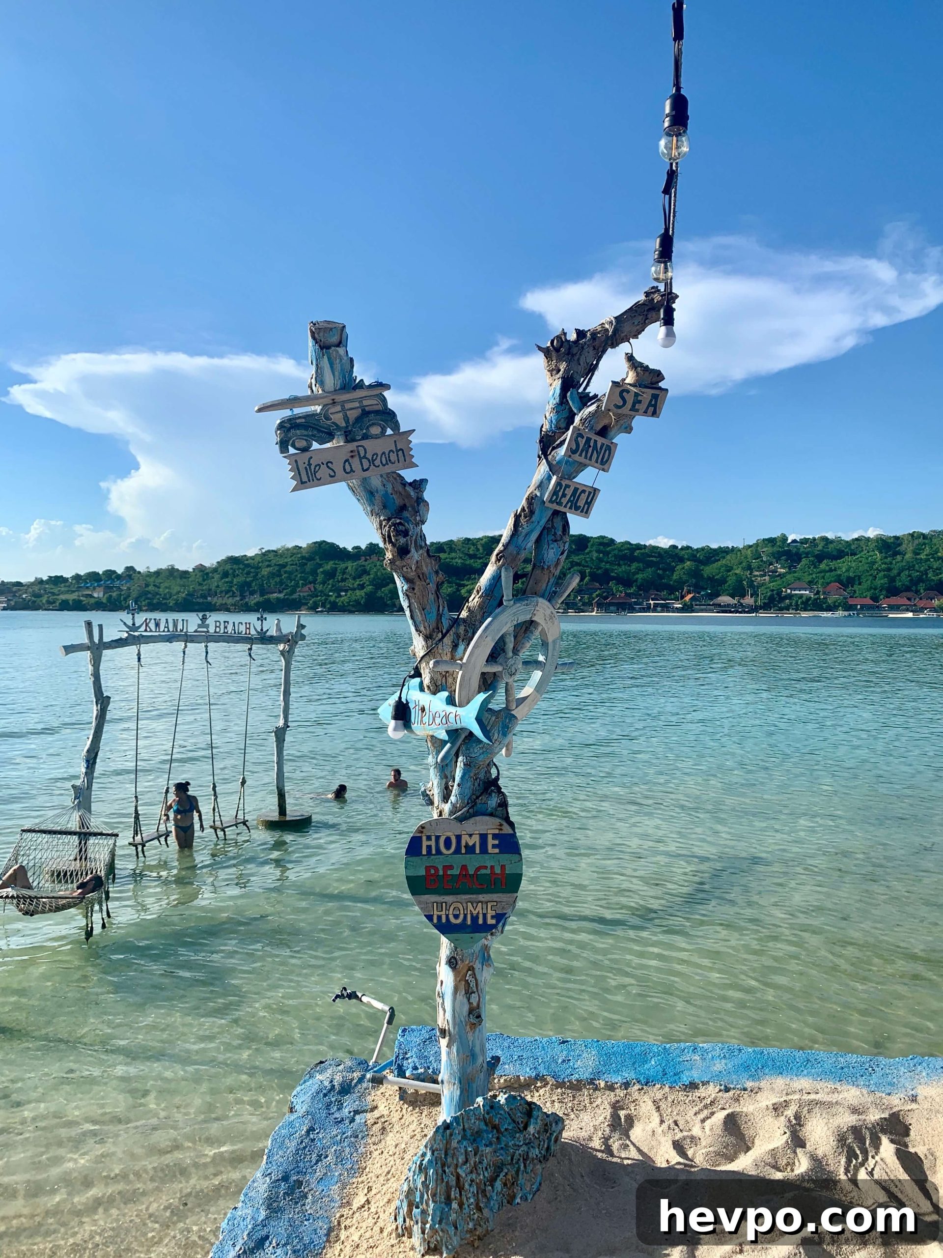 Beach Bars Nusa Islands