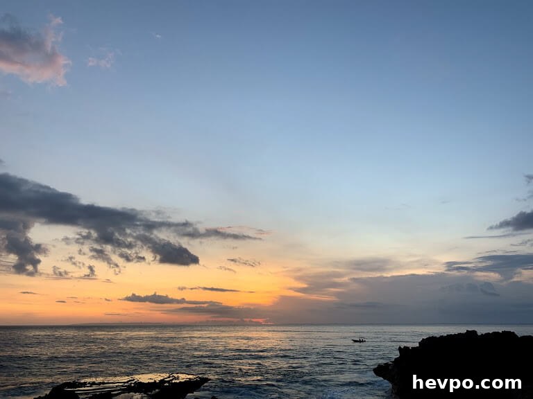 Devil's Tear Sunset Nusa Islands Bali