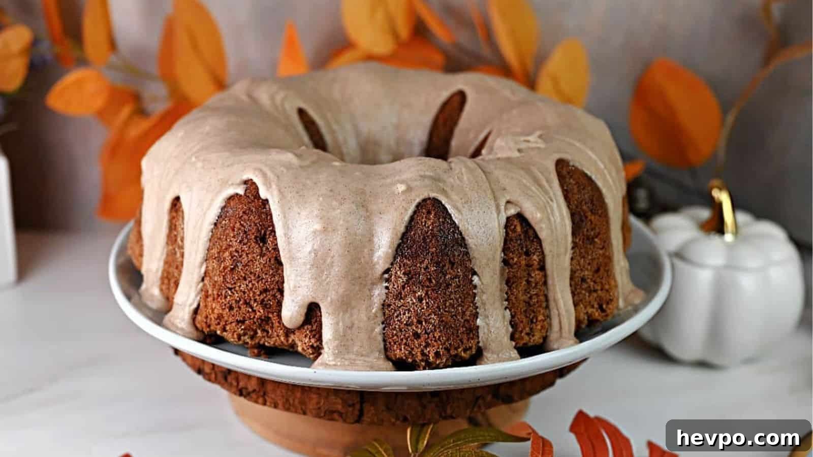 Old Fashioned Fresh Apple Cake