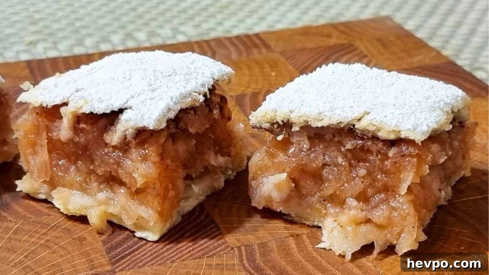 Romanian Apple Pie
