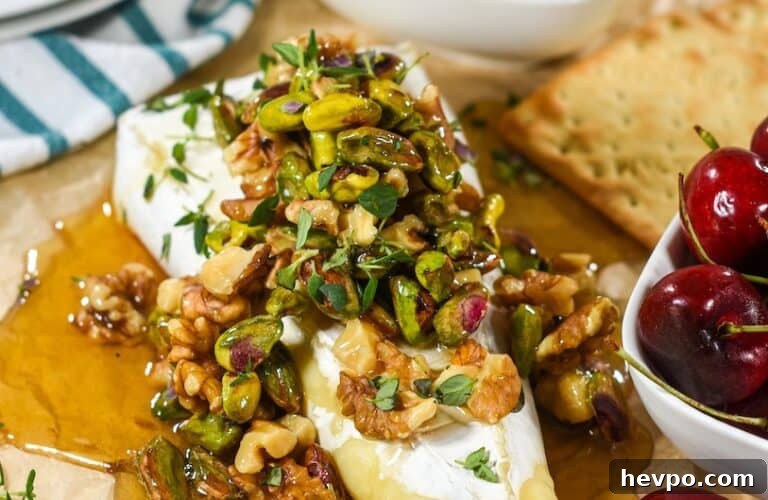 10 Quick Party Appetizers You Can Make in Minutes 5 Baked Brie
