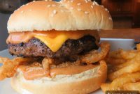 Copycat Red Robin Haystack Tavern Burger Recipe