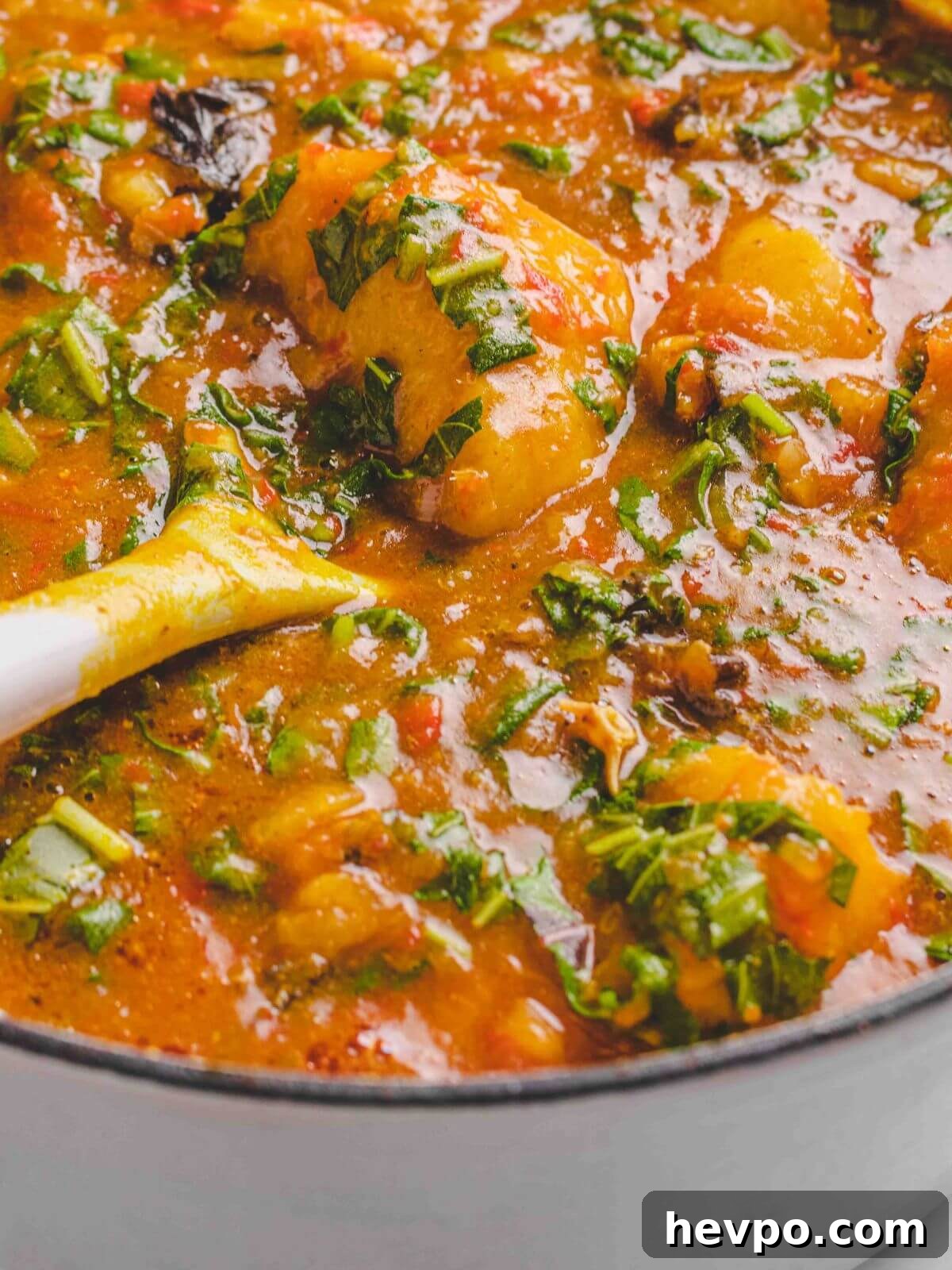 Asaro: Authentic Nigerian Yam Porridge Recipe for Flavorful Comfort 2 A pot of yam porridge.